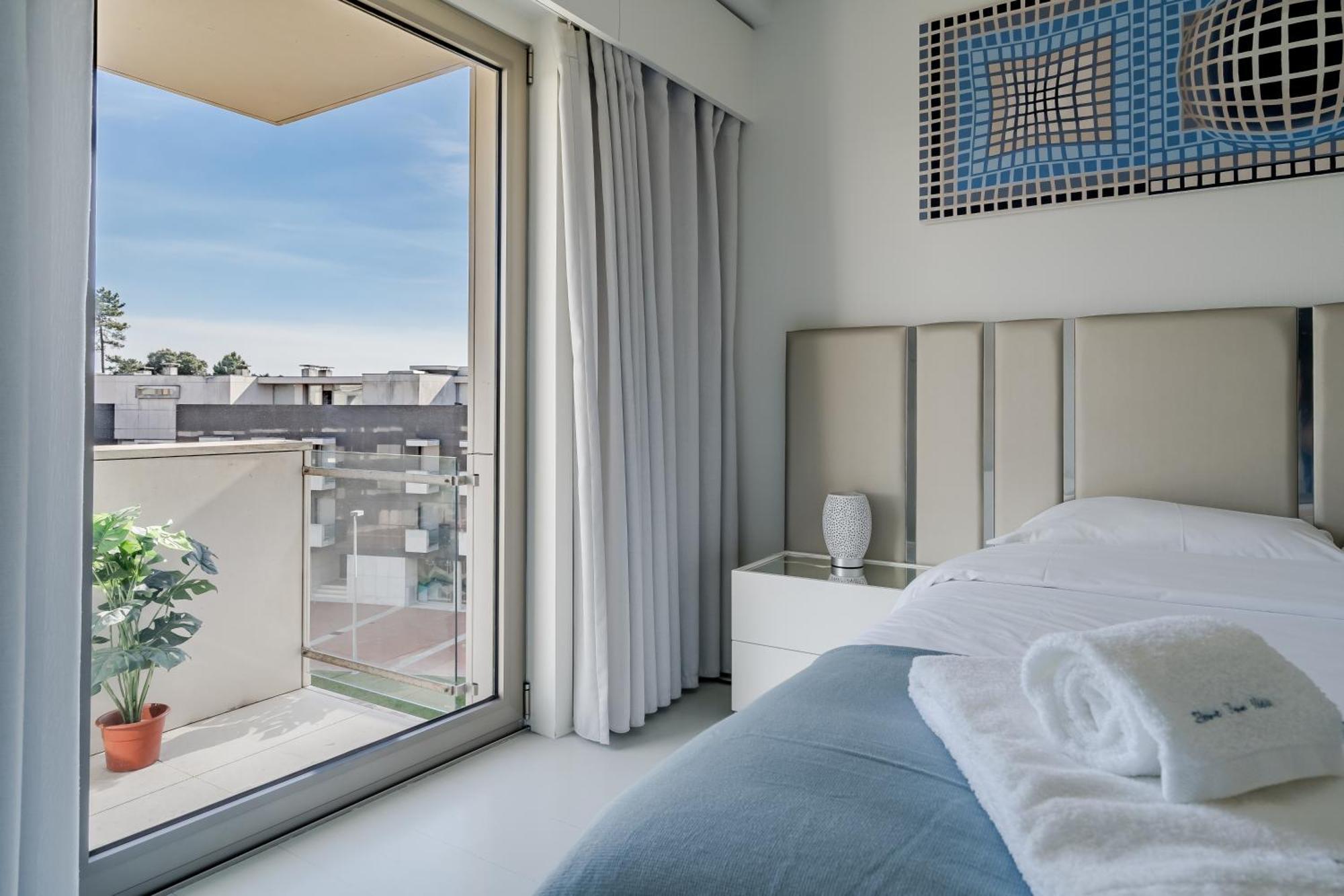 River Town View - Luxury Apartment With Jacuzzi On Terrace Βιάνα ντο Καστέλο Εξωτερικό φωτογραφία