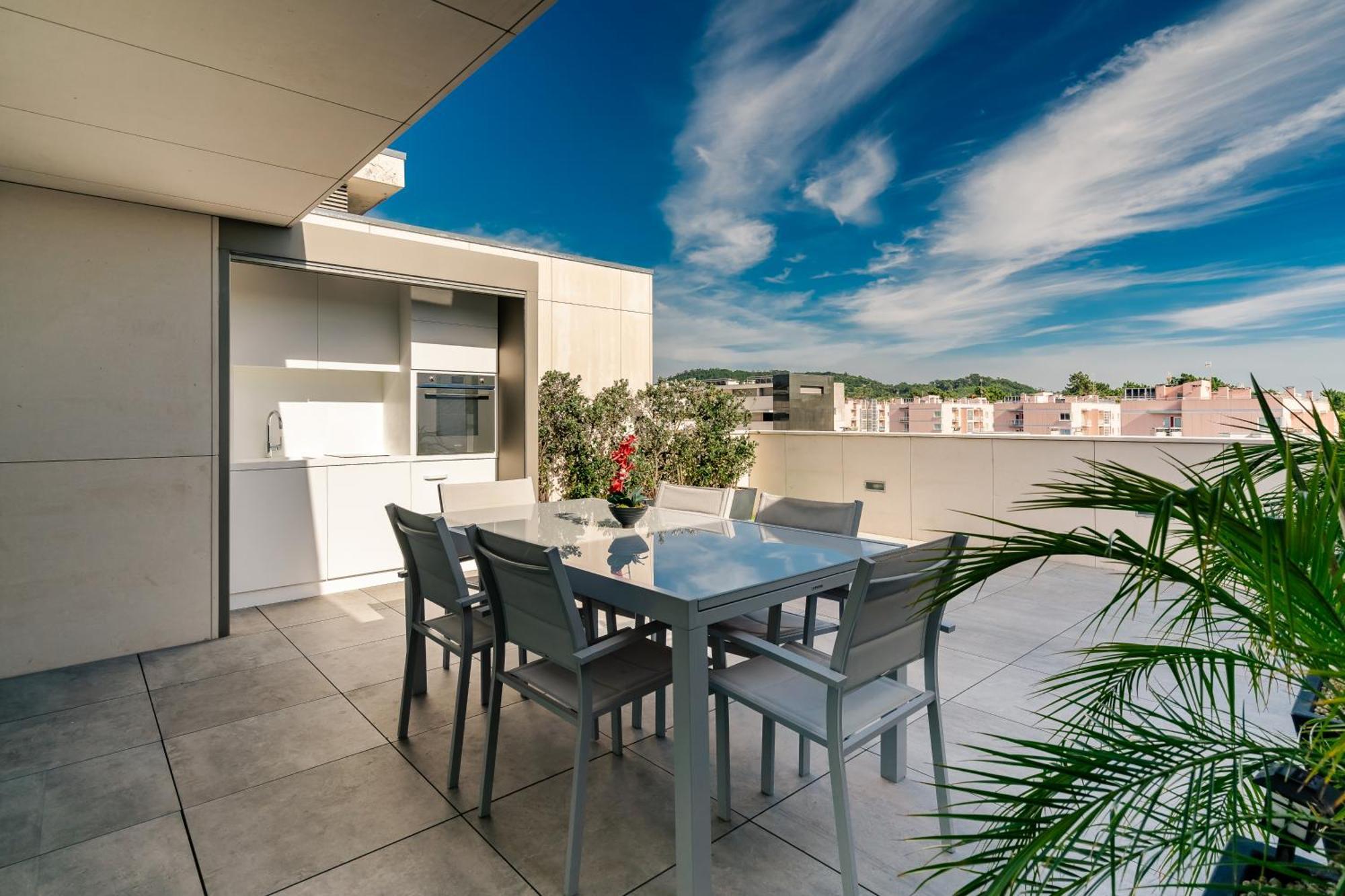 River Town View - Luxury Apartment With Jacuzzi On Terrace Βιάνα ντο Καστέλο Εξωτερικό φωτογραφία